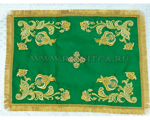 Покровцы с вышивкой