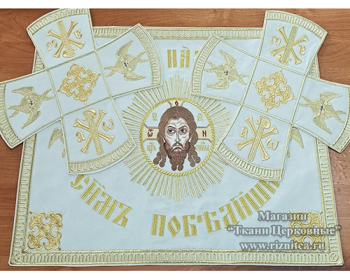 Покровцы с вышивкой