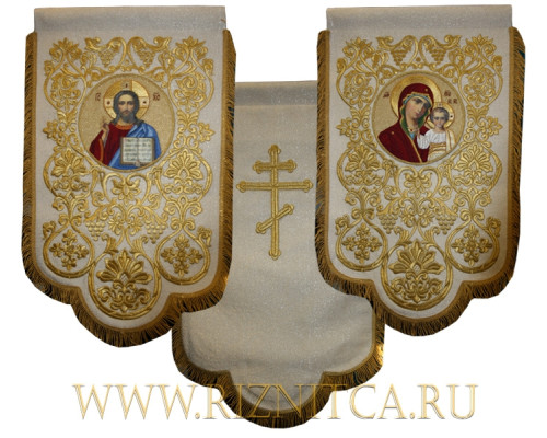 Вышитые хоругви