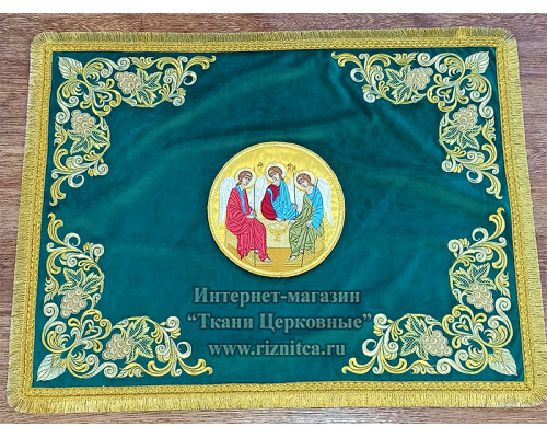 Покровцы с вышивкой