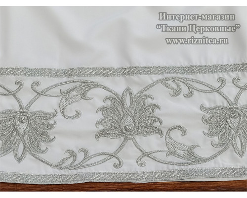 Подризник с вышивкой.