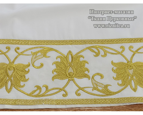 Подризник с вышивкой.