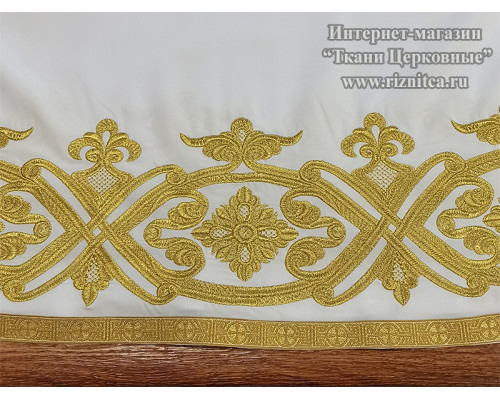 Подризник с вышивкой.