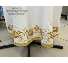 Подризник с вышивкой.