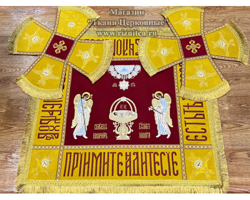 Покровцы с вышивкой