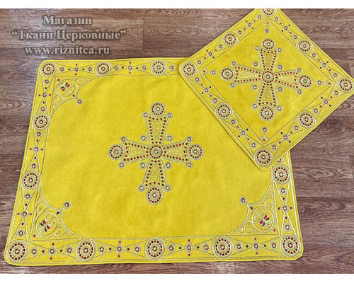 Покровцы с вышивкой