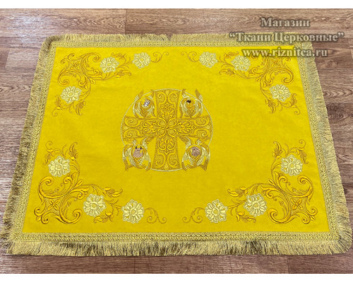 Покровцы с вышивкой