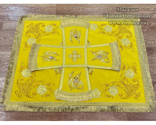 Покровцы с вышивкой